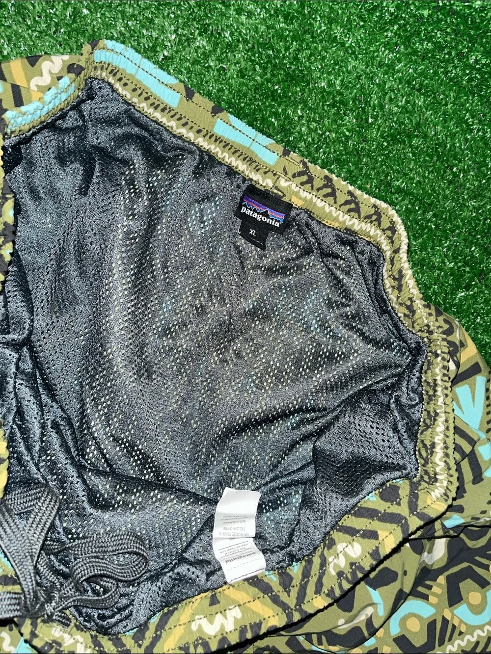 Patagonia Baggies Mangrove Tiki Palo Green Swim Bottoms